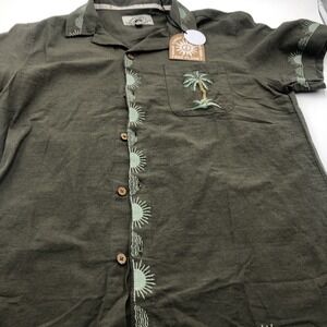 Free Planet Mens Hawaiian‎ Shirt Button Up Size Medium Olive Green New With Tags